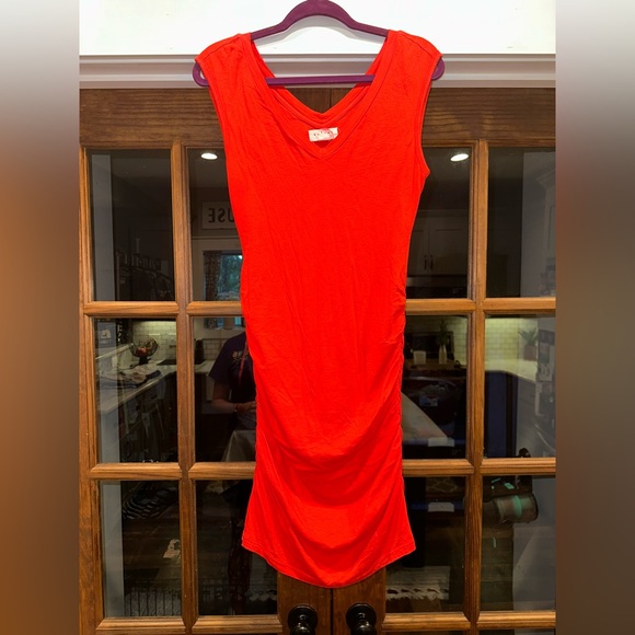 EUC Velvet by Graham and Spencer Size‎ Medium Ruched Red Sleeveless Dress - Picture 1 of 11